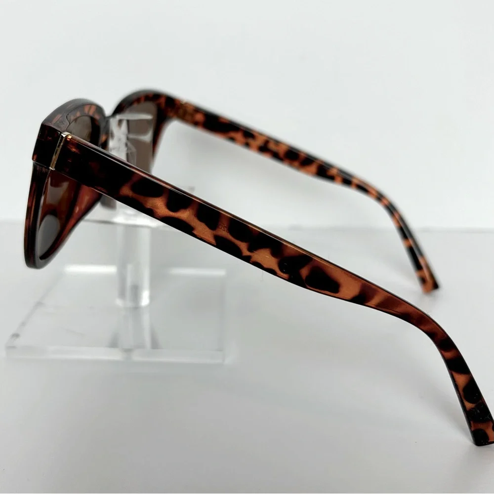 Sunglasses Women's Leopard/Brown Oversized Polarized Square Shades NEW